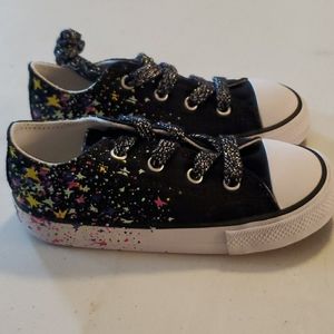 Brand new kids converse